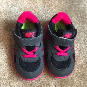 Size 5 Nike lunarglide3  pink/black/gray sneakers